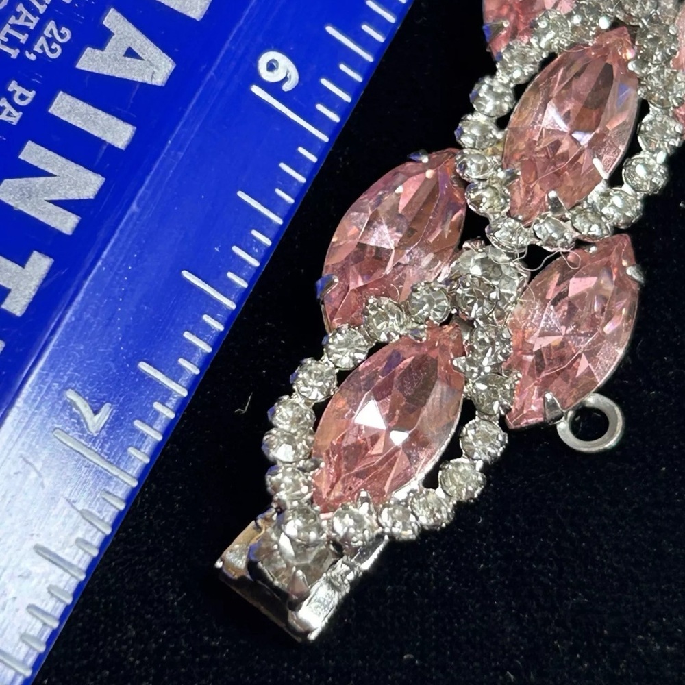 Signed Weiss Silvertone Clear & Pink Crystal Pinwheel Bracelet Clip On Earrings - Picture 10 of 13